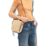 SMALL WOODY BASKET IN NATURAL FIBERS